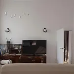 Magnolia 1