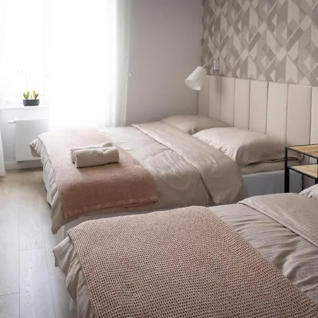 Magnolia 1 *